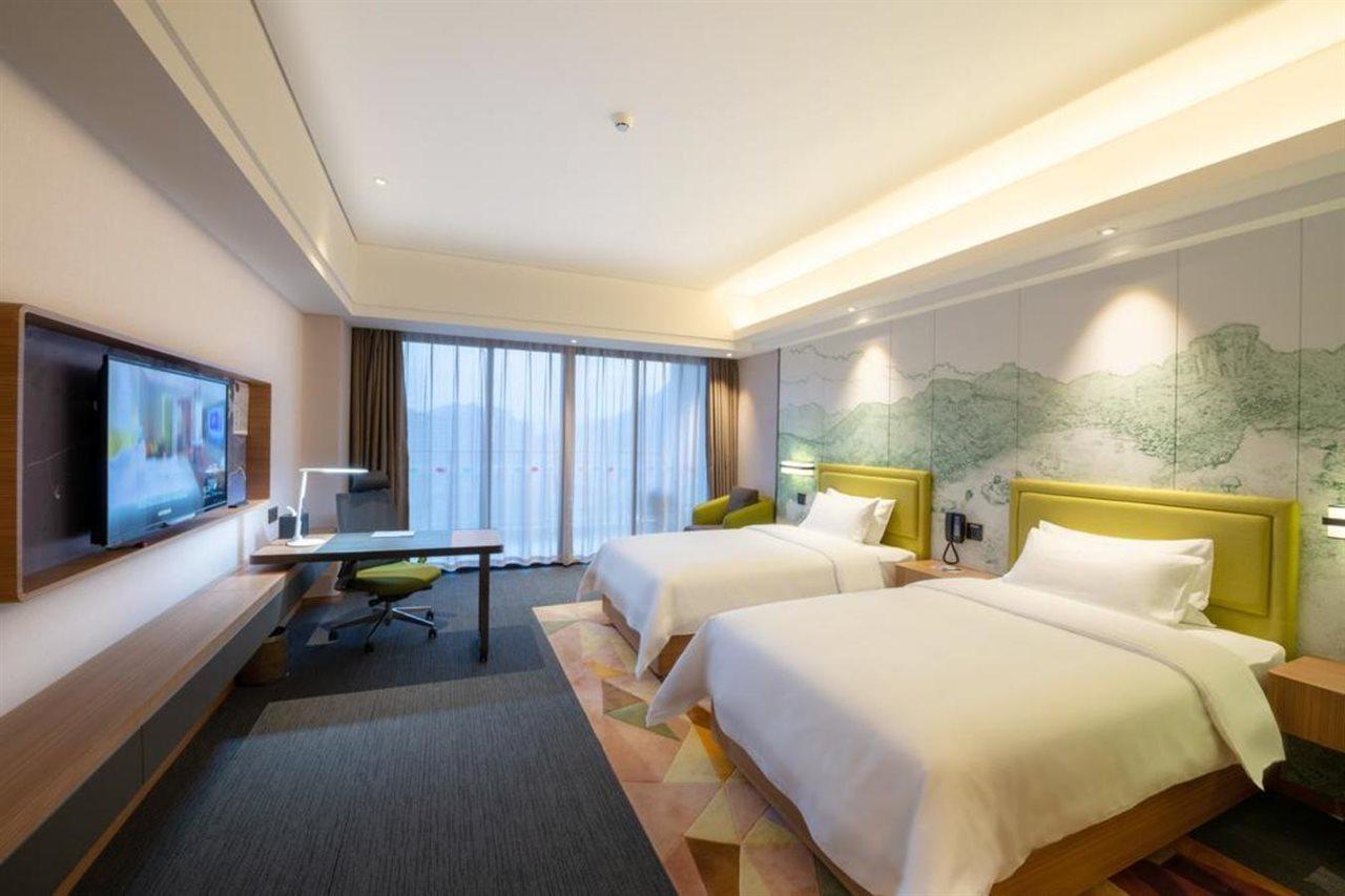 Hampton By Hilton Qingyuan Qingxin District Hotel Exterior photo