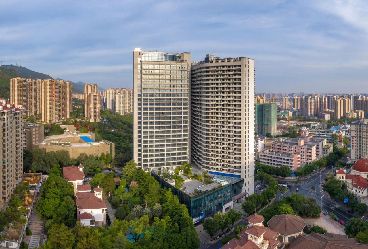 Hampton By Hilton Qingyuan Qingxin District Hotel Exterior photo