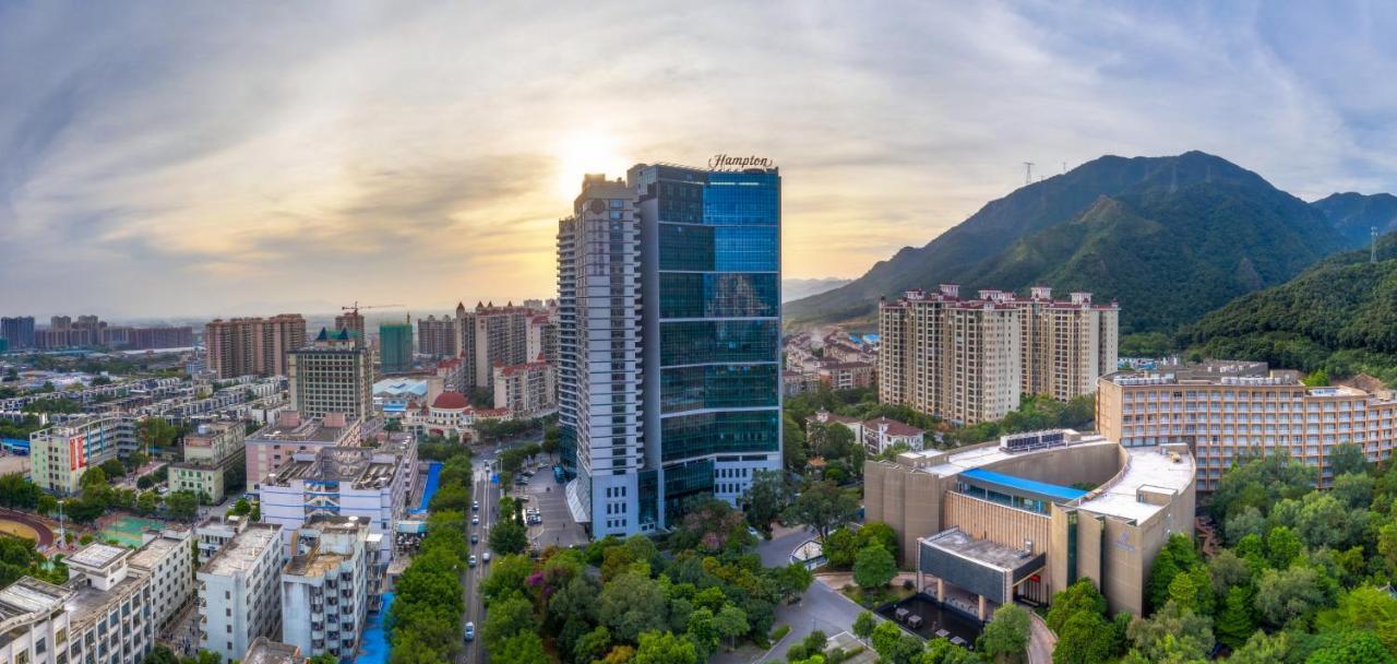 Hampton By Hilton Qingyuan Qingxin District Hotel Exterior photo